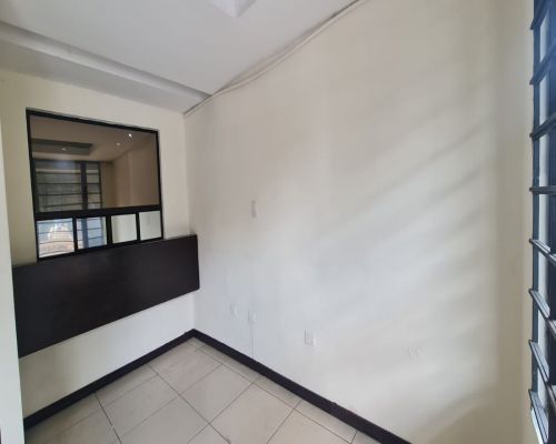 LOCAL EN ALQUILER ZONA JUAN PABLO II